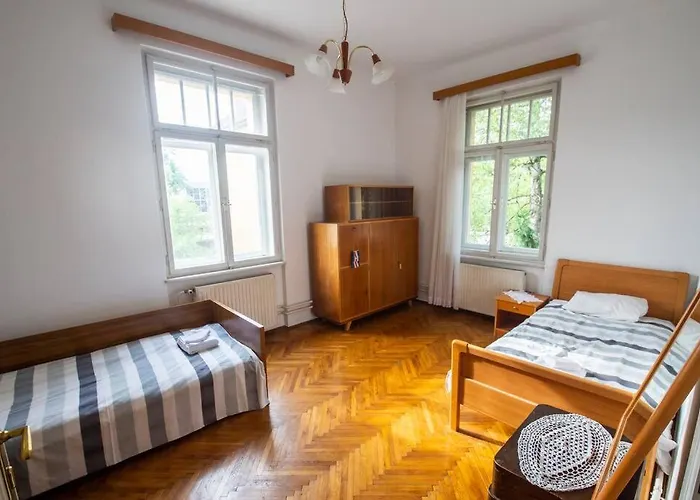 Socialist Experience In The City Center